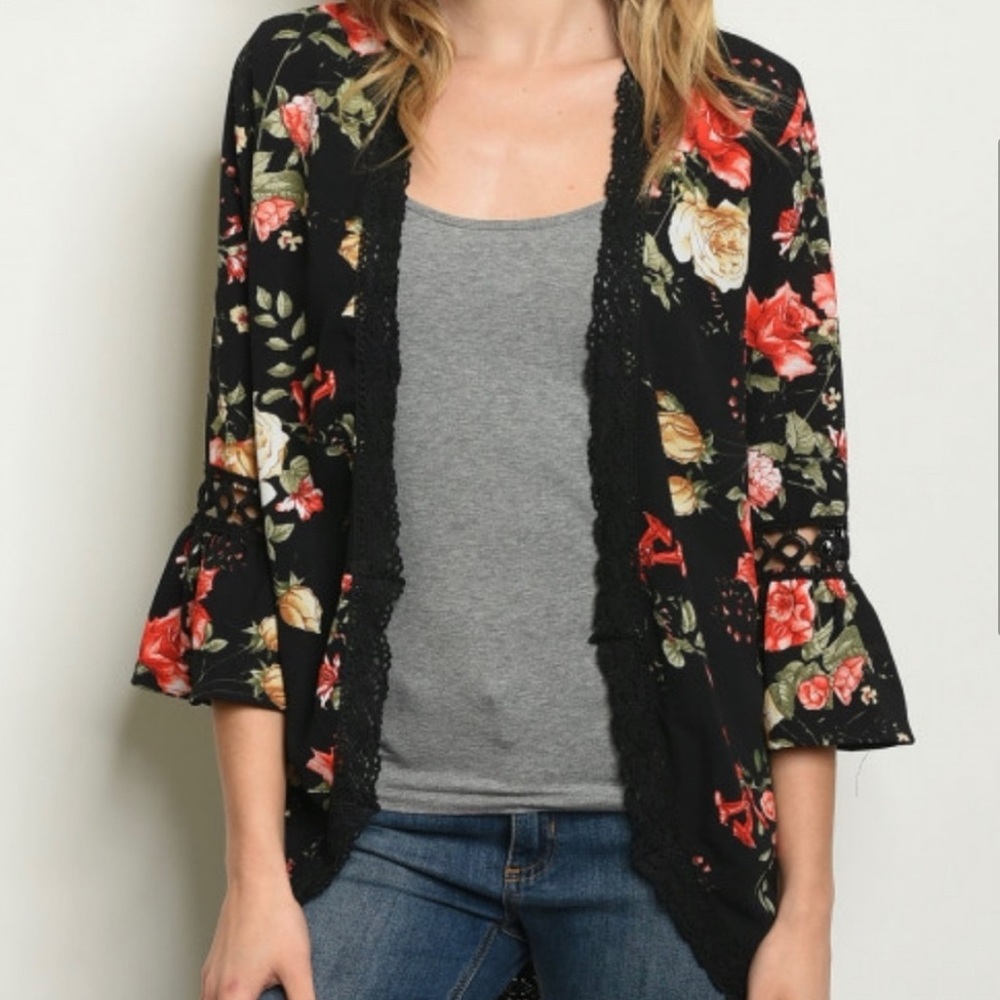 Sweet claire floral bell sleeve kimono - Picture 2 of 8